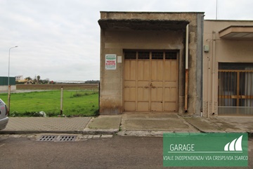 Garage e terreno in viale indipendenza